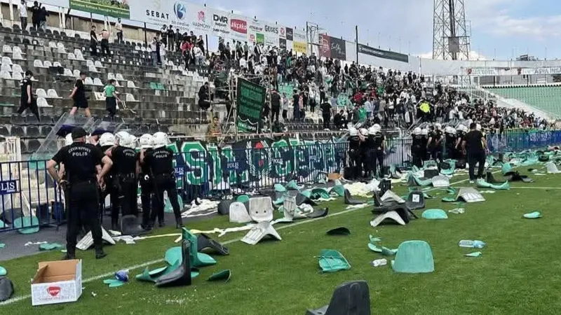 Denizlispor Taraftarsız Sahaya Çıkıyor! Cezanın Nedeni Şok Etti