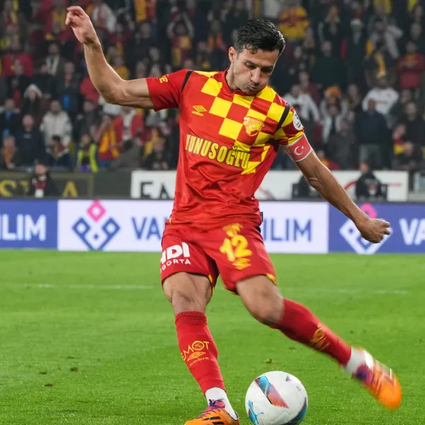 Göztepe'de Şok Sakatlıklar! Köybaşı ve Erdoğan'ın Durumu Kritik Mi?