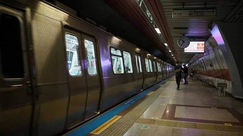 İstanbul'da Metro Çilesi! Yenikapı-Hacıosman Hattı Neden Kapalı?