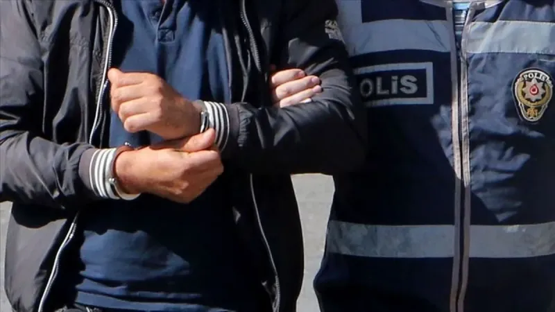 İzmir'de DEAŞ Operasyonu! 2 Şüpheli Tutuklandı: Şok Detaylar!
