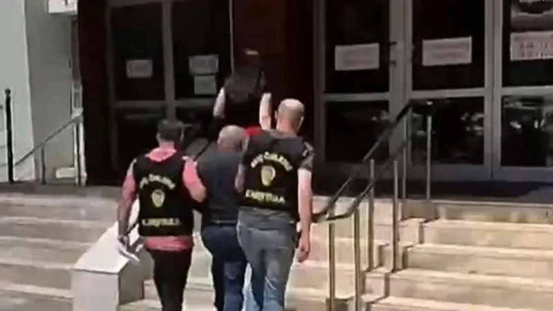 İzmir'de Kan Donduran Cinayet! 6 Yıl Sonra Katil Yakalandı!