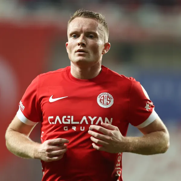 Sam Larsson'dan Transfer Bombası! Ayrılık Sinyali Mi?