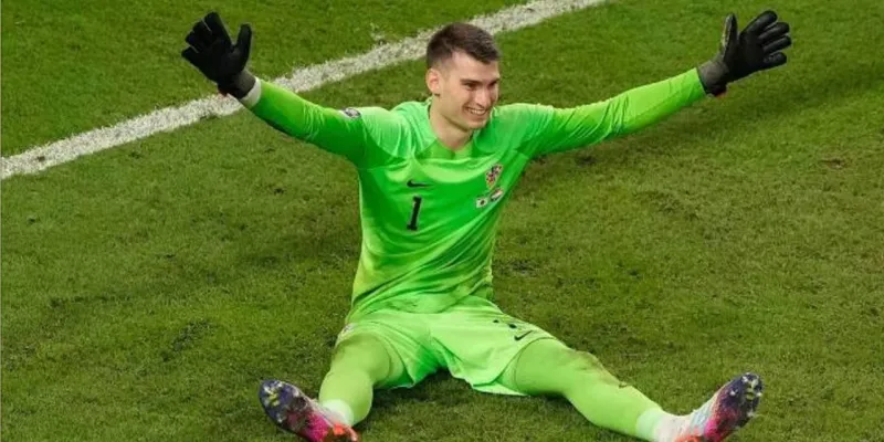 Fenerbahçe'de Bomba! Livakovic Gidiyor, İşte Yerine Gelecek Kaleci