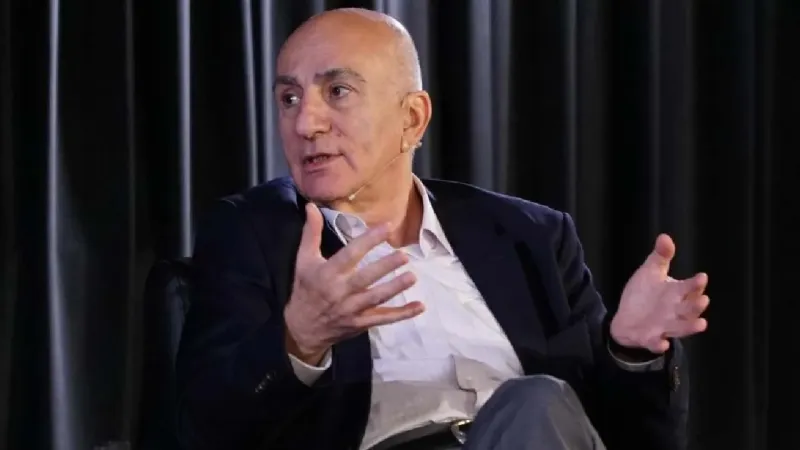 Mahfi Eğilmez'den Şok Sözler: Sessizlik Kuramı Ne Anlama Geliyor?