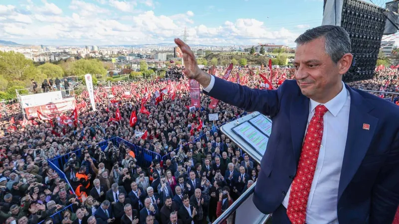 Özgür Özel'den Silivri Mitingi Çağrısı: Meydandayız!