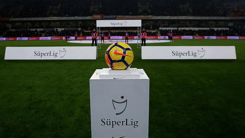 Süper Lig'de Nefesler Tutuldu! 35. Hafta Maçları Başlıyor!