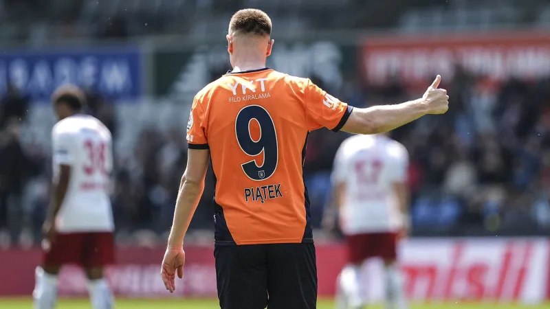 Piatek'in Cezası Şok Kararla İndirildi! İşte Tahkim'in Açıklaması