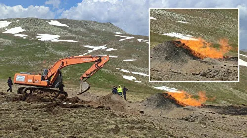 Sivas'ta Doğalgaz Borusuna Yıldırım Düştü! Alevler Yükseldi!