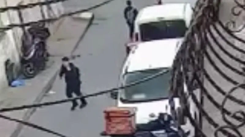 Okul çıkışı arkadaşını bıçaklayan çocuk gözaltına alındı