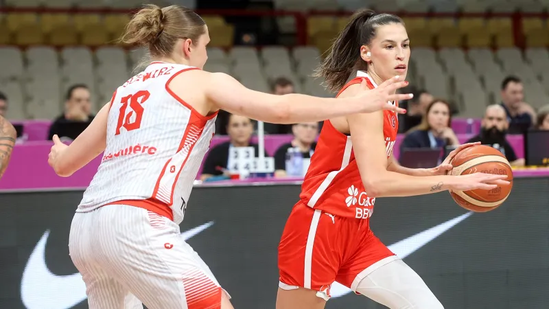 Potanın Perileri Coştu! İsviçre'ye Basketbol Dersi!