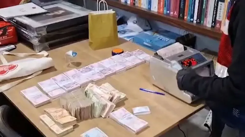 İBB'de Balya Balya Para Skandalı! O Şirket Yine Gündemde!