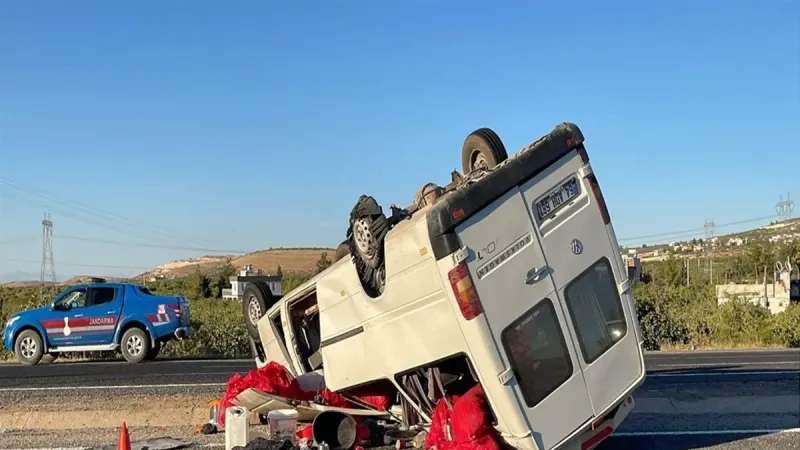 Şanlıurfa'da Minibüs Faciası! Tütün İşçileri Yaralandı