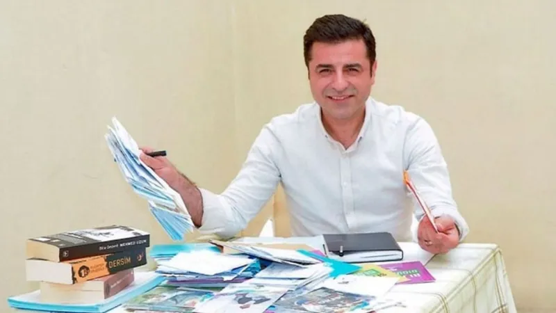 Selahattin Demirtaş katılmadı, duruşma ertelendi