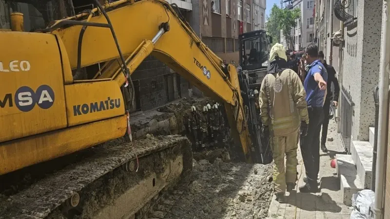 İstanbul'da Korkunç Kaza: İSKİ Çalışmasında Göçük! İşçi Kurtarılabilecek mi?