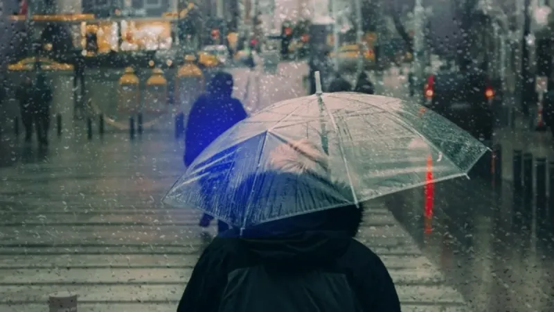 İstanbul'a Fırtına mı Geliyor? Meteoroloji'den Kritik Uyarı!