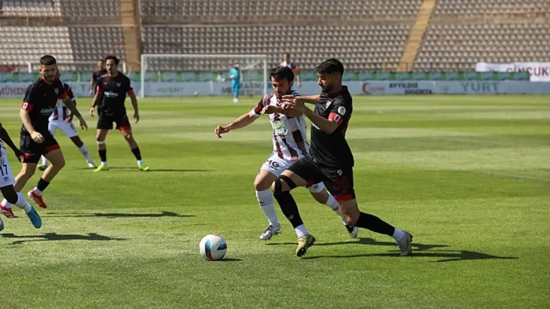 Süper Lig'e son biletin sahibi Sakarya'da belli olacak