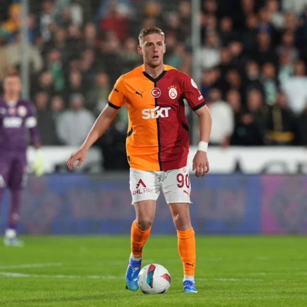 Galatasaray'dan Şampiyonluk Çağrısı: Yenikapı'da Buluşalım!
