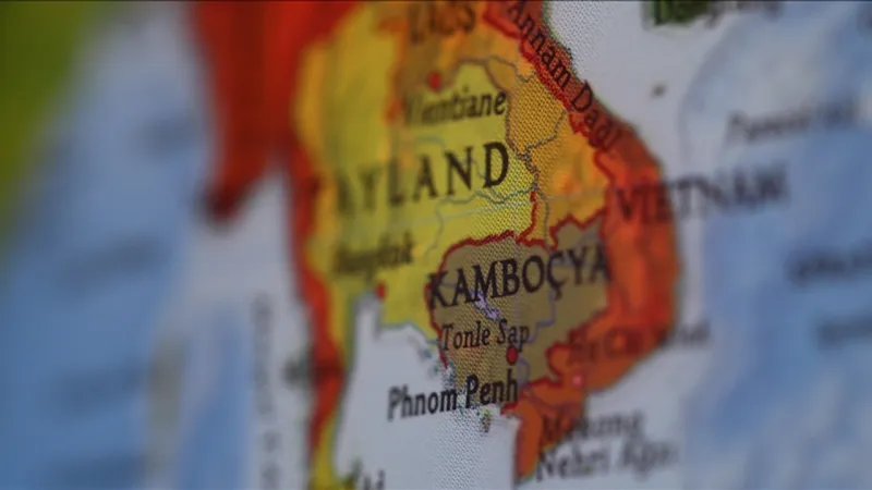 Tayland ve Kamboçya arasındaki sınırda çatışmalar devam etti