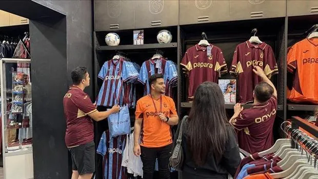 Trabzonspor'un yeni formalarına yoğun ilgi!