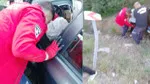 Şok Kaza! Virajı Alamayan Otomobil Şarampole Uçtu!