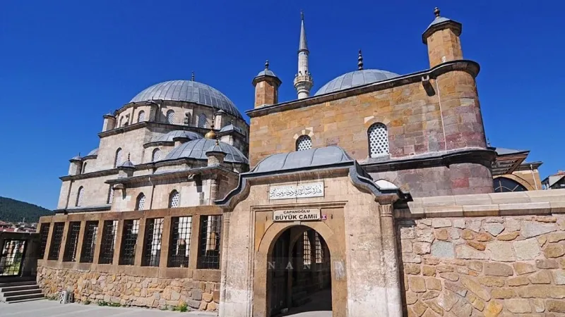 Yozgat Namaz Vakitleri (5 Temmuz 2025): Kaçta Başlıyor?